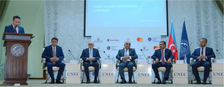 Kapital Bank tələbələrə “Smart tələbə kartı” təqdim etdi